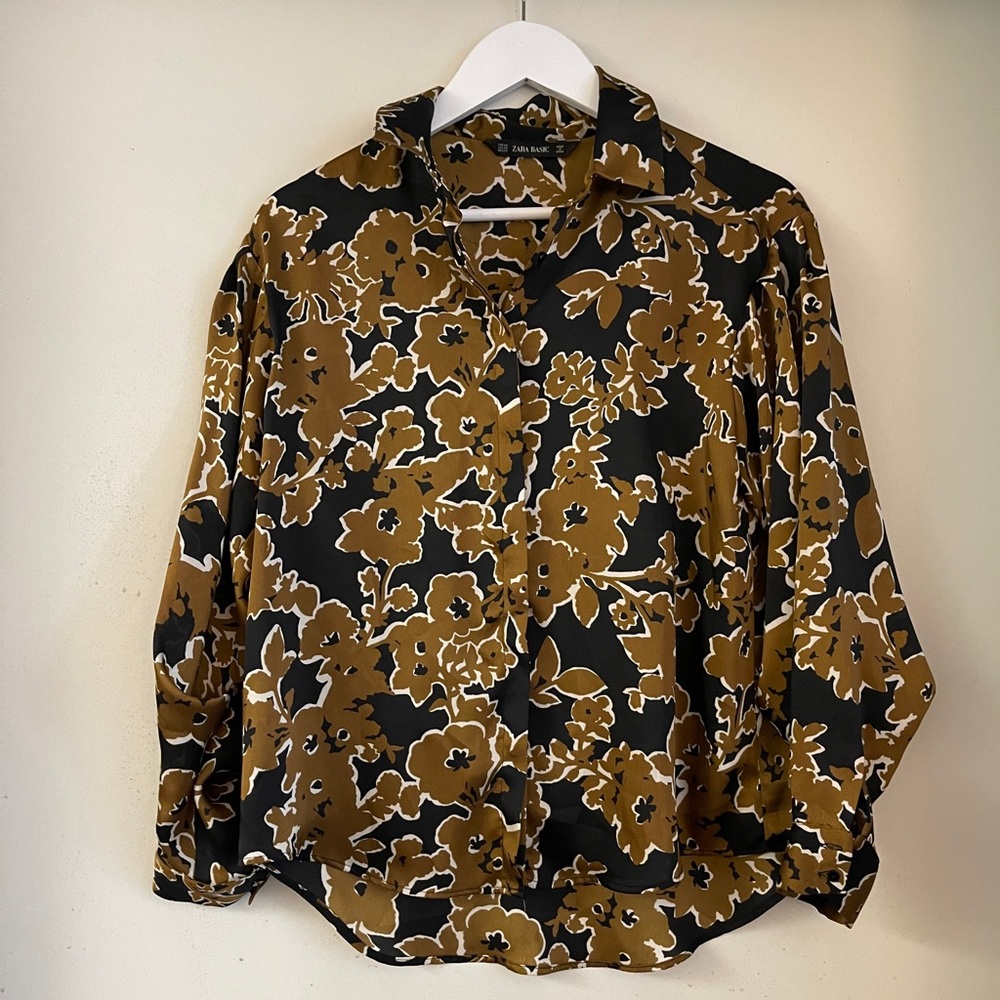 Zara Basic Button Down Print Blouse - image 1